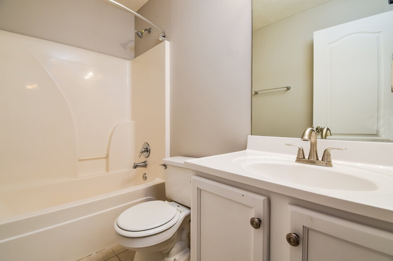 2,185/Mo, 4331 Singletree Dr Douglasville, GA 30135 Bathroom View