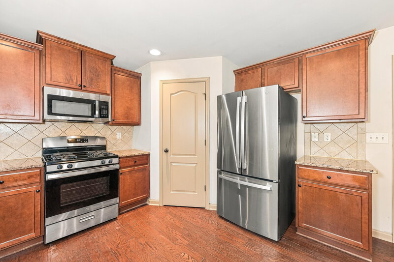 2,675/Mo, 2080 Raegan Way Lawrenceville, GA 30043 Kitchen View