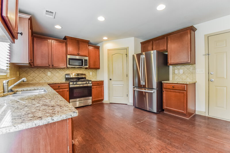2,815/Mo, 2080 Raegan Way Lawrenceville, GA 30043 Kitchen View