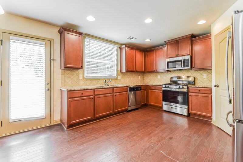 2,815/Mo, 2080 Raegan Way Lawrenceville, GA 30043 Kitchen View 2