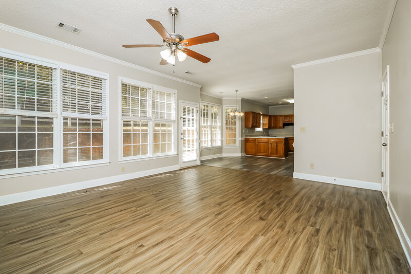 2,975/Mo, 1052 Laurel Valley Dr SW Marietta, GA 30064 Living Room View 2