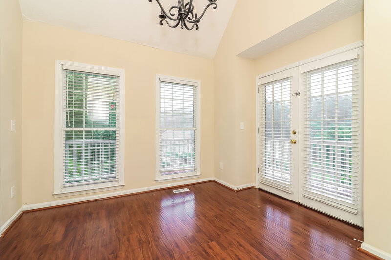 2,150/Mo, 39 Crestview Dr Dallas, GA 30157 Dining Room View