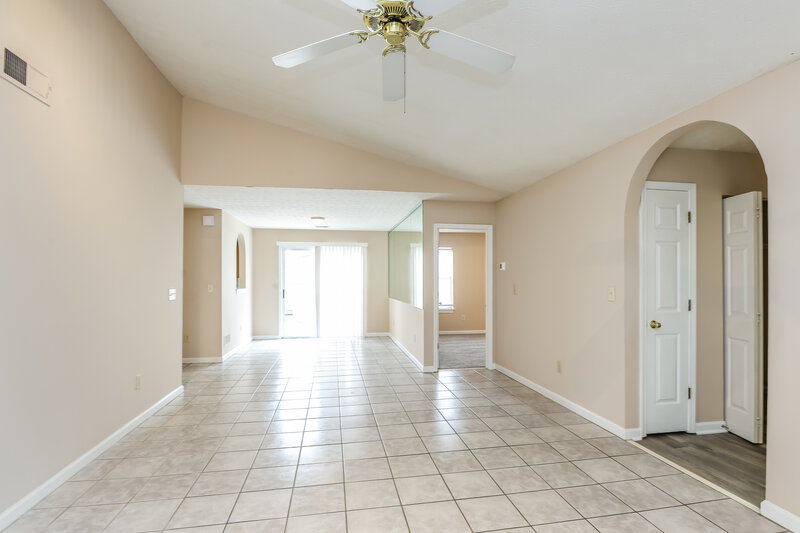 2,095/Mo, 4008 Sidney Lanier Blvd Duluth, GA 30097 Living Room View 3