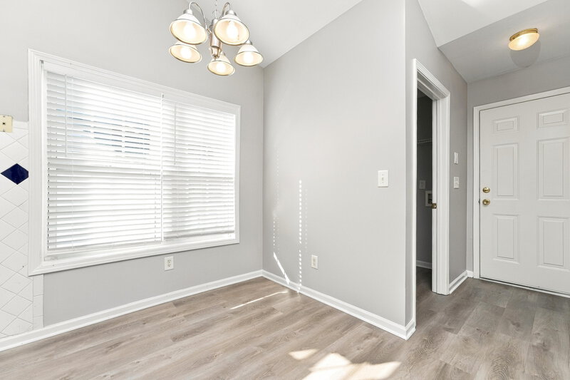2,345/Mo, 230 Cedarhurst Rd Lawrenceville, GA 30045 Breakfast Nook View