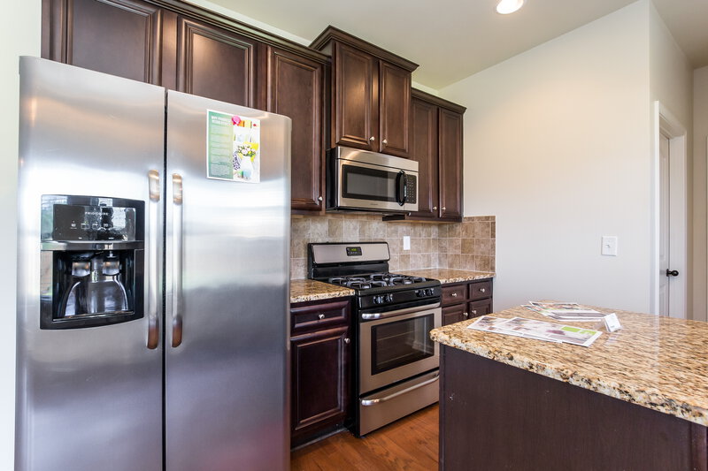 3,170/Mo, 639 Ocean Ave Canton, GA 30114 Kitchen View