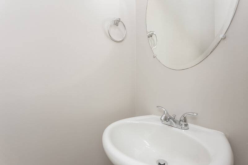 2,115/Mo, 639 Ocean Ave Canton, GA 30114 Bathroom View