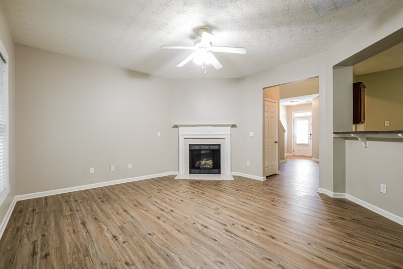 2,085/Mo, 948 Gardenia Curv Canton, GA 30114 Living Room View