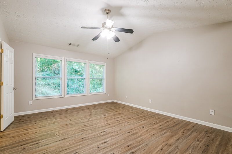 2,085/Mo, 948 Gardenia Curv Canton, GA 30114 Main Bedroom View