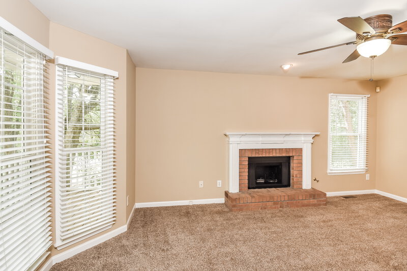 2,590/Mo, 16 Camden Woods Pl Dallas, GA 30157 Living Room View