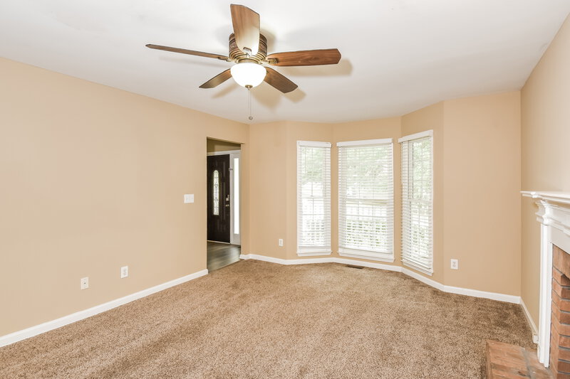 2,590/Mo, 16 Camden Woods Pl Dallas, GA 30157 Living Room View 3