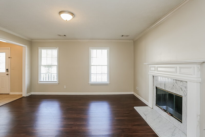 2,035/Mo, 1150 Burning Bush Dr Loganville, GA 30052 Living Room View 2