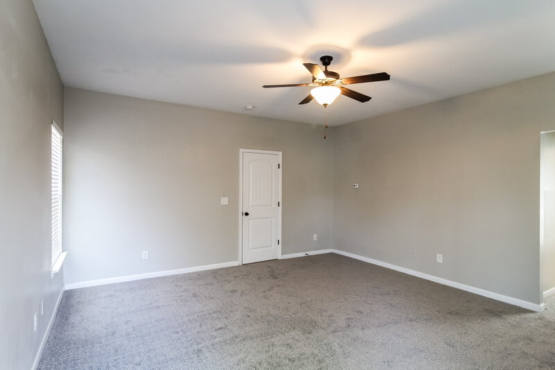 2,480/Mo, 4260 Arch Pass Cumming, GA 30040 Main Bedroom View 3