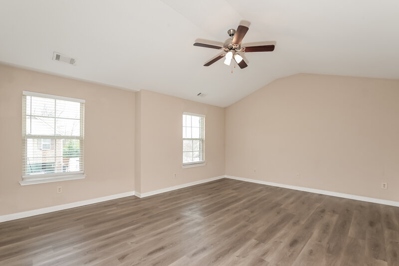 4,180/Mo, 4075 Whitfield Oak Way Auburn, GA 30011 Main Bedroom View 2