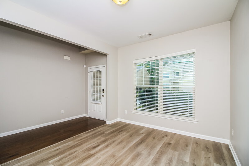 1,800/Mo, 289 Darbys Run Ct Hiram, GA 30141 Dining Room View