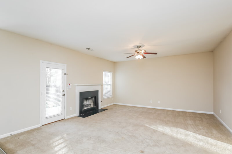 2,370/Mo, 4390 Ambassador Way Cumming, GA 30040 Living Room View 3