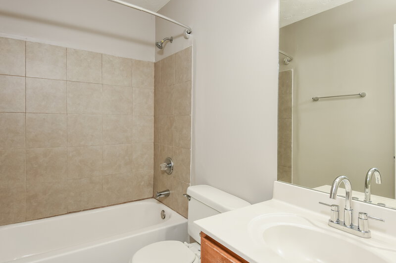 2,180/Mo, 3240 Anneewakee Falls Pkwy Douglasville, GA 30135 Bathroom View