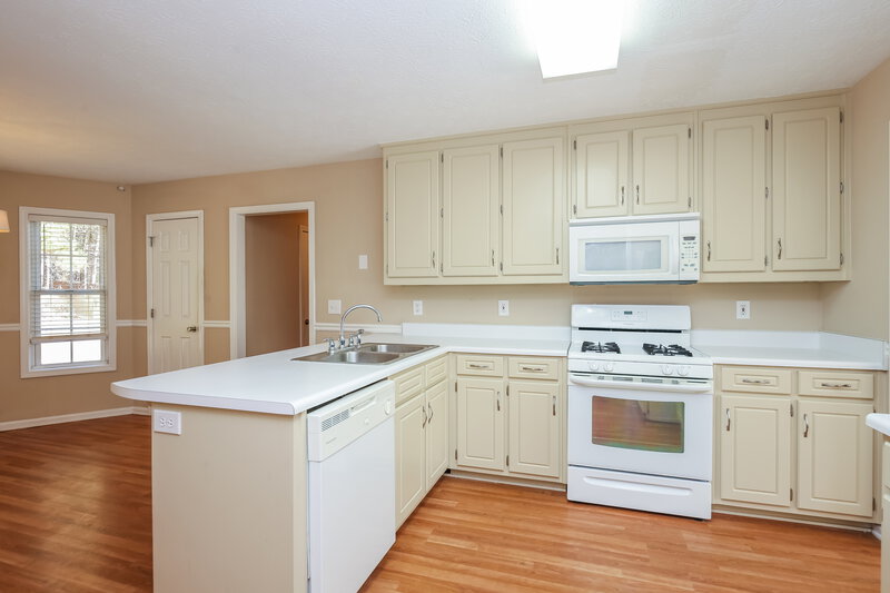 2,155/Mo, 2880 Emerald Springs Dr Lawrenceville, GA 30045 Misc View 6