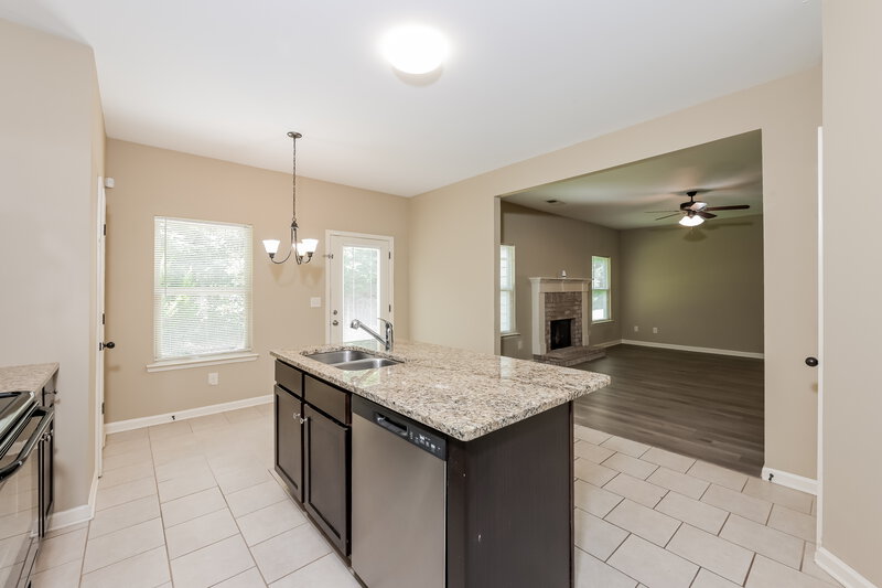 2,455/Mo, 771 Helm Ln NW Kennesaw, GA 30144 Kitchen View