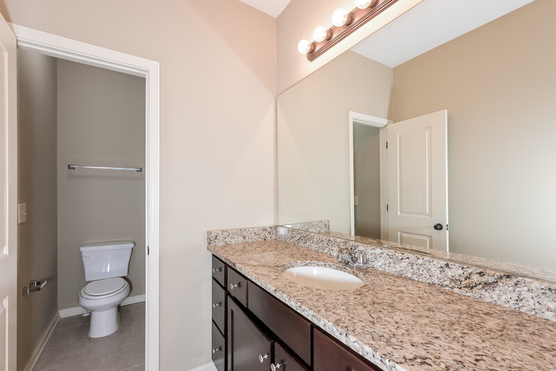 2,455/Mo, 771 Helm Ln NW Kennesaw, GA 30144 Bathroom View