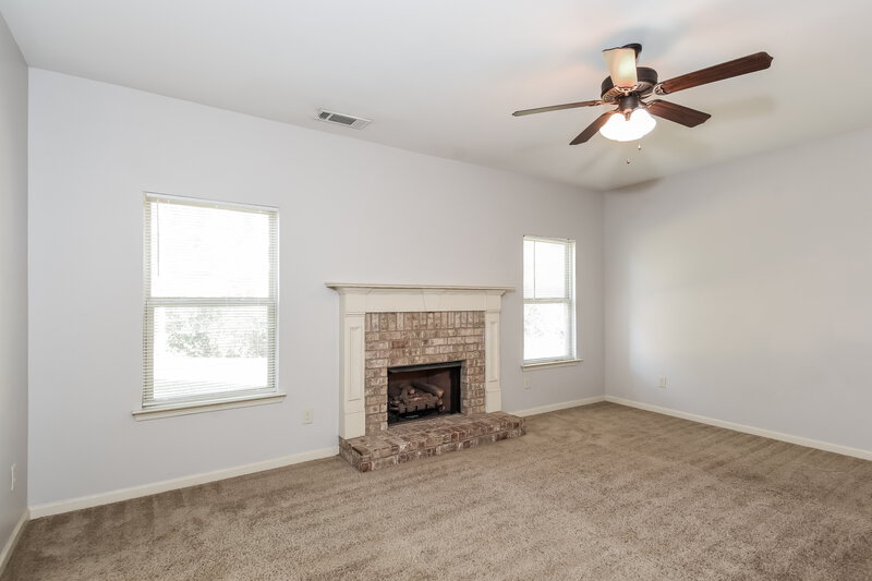 2,280/Mo, 766 Helm Ln NW Kennesaw, GA 30144 Living Room View