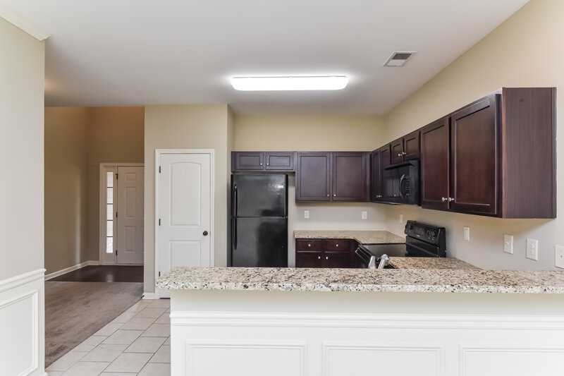 2,230/Mo, 787 Helm Ln NW Kennesaw, GA 30144 Kitchen View 4