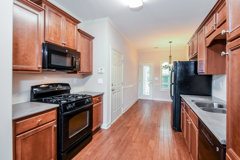 2,455/Mo, 537 Pringle Dr Suwanee, GA 30024 Kitchen View