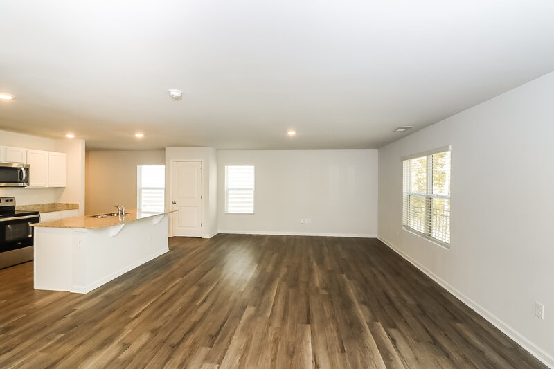 2,625/Mo, 4434 Sparrow Cir College Park, GA 30349 Dining Room View 2