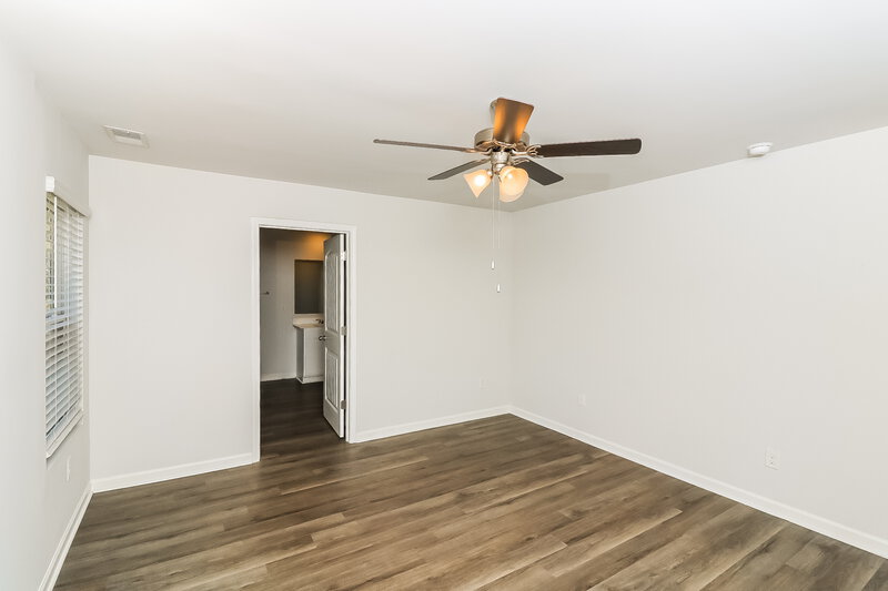 2,625/Mo, 4434 Sparrow Cir College Park, GA 30349 Main Bedroom View 2