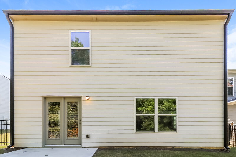 2,625/Mo, 4434 Sparrow Cir College Park, GA 30349 Rear View