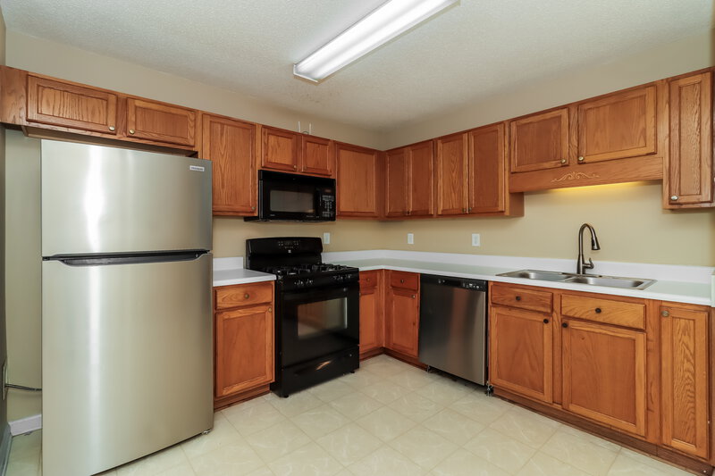 0/Mo, 3985 Vail Cir NW Acworth, GA 30101 Kitchen View