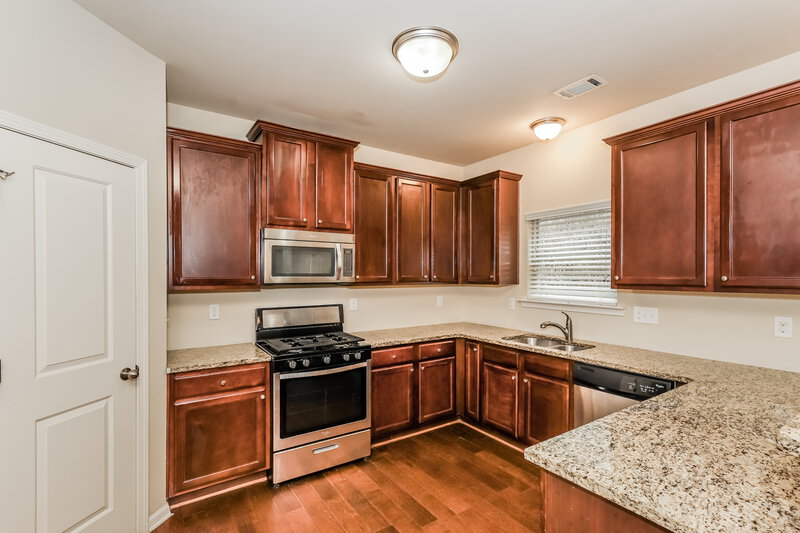 2,365/Mo, 6285 Allen Rd SW Mableton, GA 30126 Kitchen View