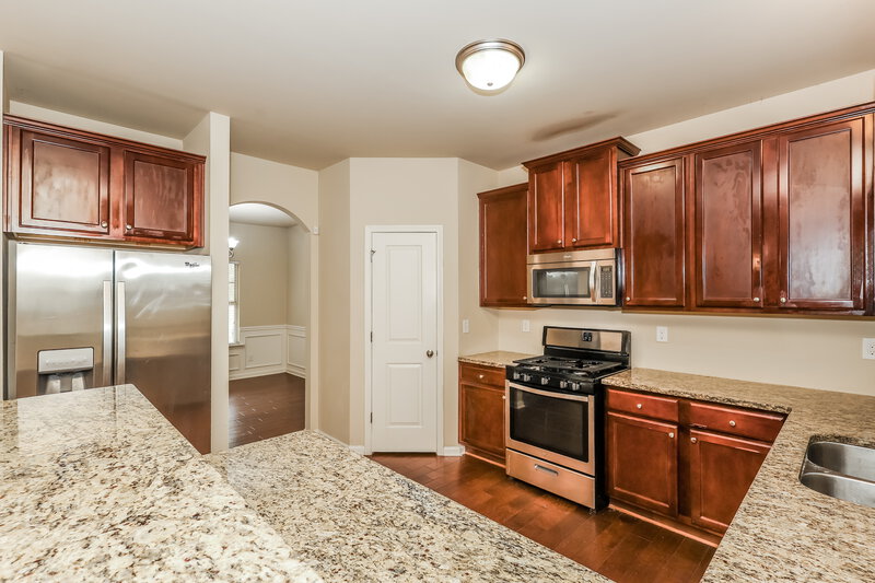 2,365/Mo, 6285 Allen Rd SW Mableton, GA 30126 Kitchen View 2