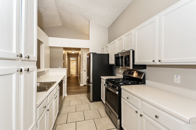 2,030/Mo, 1009 Braddock Cir Woodstock, GA 30189 Kitchen View