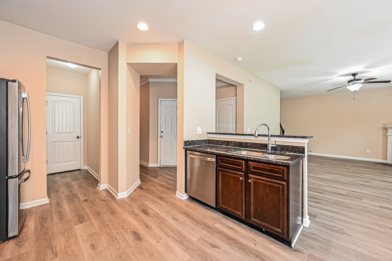 2,210/Mo, 3858 Humber Ct Cumming, GA 30040 Kitchen View 2