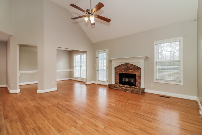 1,660/Mo, 626 Windy Mill Xing Temple, GA 30179 Living Room View