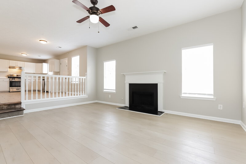 2,305/Mo, 848 Overlook Trl Monroe, GA 30655 Living Room View