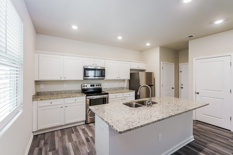 1,870/Mo, 444 Clematis Ct Temple, GA 30179 Kitchen View 2