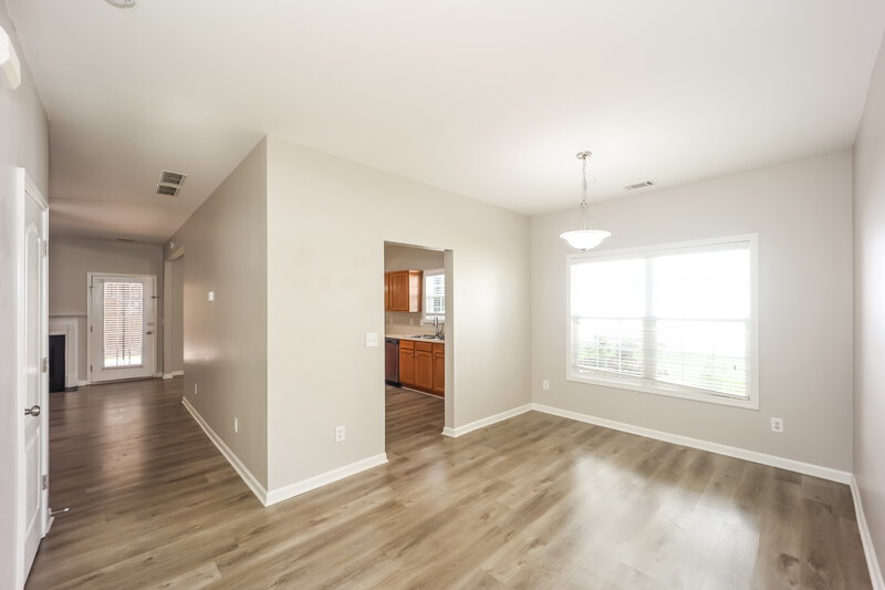 2,350/Mo, 323 Oakhaven Way Villa Rica, GA 30180 Dining Room View