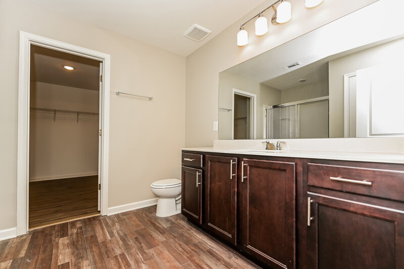 3,220/Mo, 1083 Coldwater Dr Griffin, GA 30224 Main Bathroom View