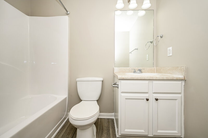 1,795/Mo, 675 Barshay Dr Covington, GA 30016 Bathroom View
