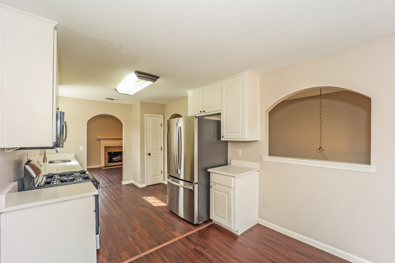 2,000/Mo, 903 Summit Park Trl McDonough, GA 30253 Kitchen View 2