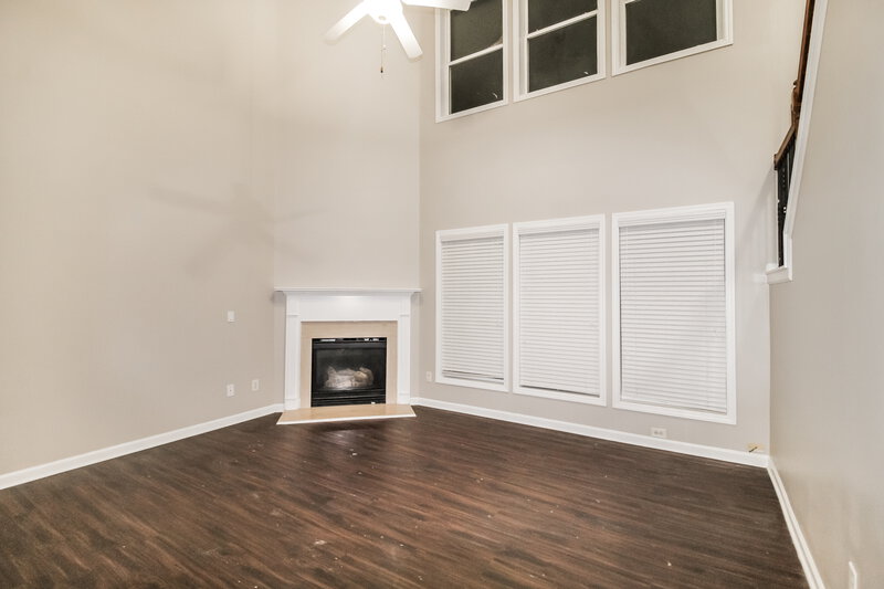 2,350/Mo, 1065 Westmoreland Ln Lawrenceville, GA 30043 Living Room View