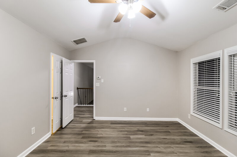 2,350/Mo, 1065 Westmoreland Ln Lawrenceville, GA 30043 Main Bedroom View 2
