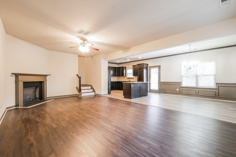 1,940/Mo, 581 Sweet Ashley Way Loganville, GA 30052 Living Room View 2