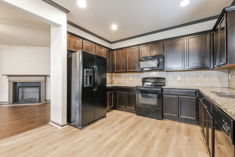 1,940/Mo, 581 Sweet Ashley Way Loganville, GA 30052 Kitchen View