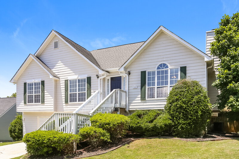3,400/Mo, 3042 Lexington Ave Woodstock, GA 30189 Front View