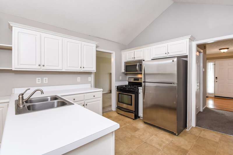 2,430/Mo, 3042 Lexington Ave Woodstock, GA 30189 Kitchen View 2