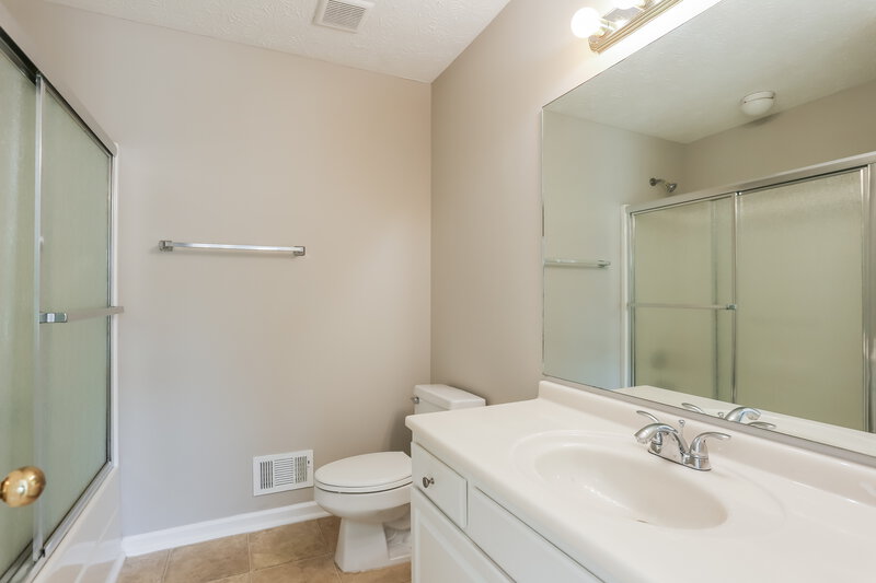 3,400/Mo, 3042 Lexington Ave Woodstock, GA 30189 Bathroom View 2