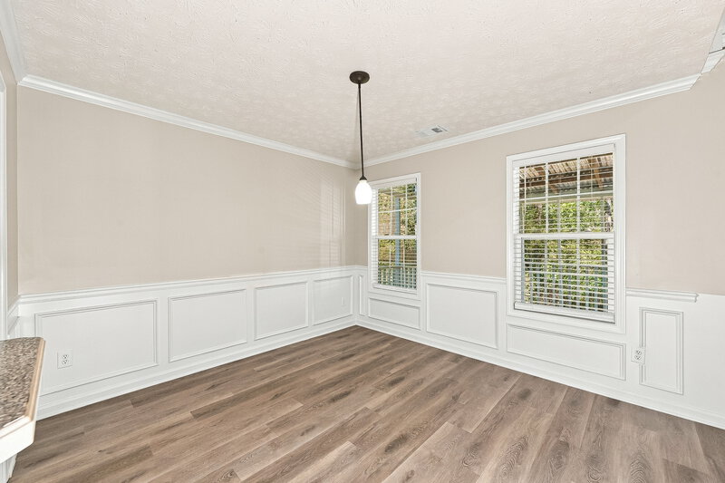 2,260/Mo, 670 Chapel Hill Dr Lawrenceville, GA 30045 Dining Room View