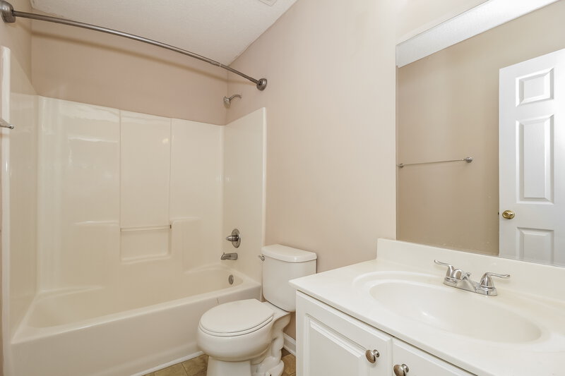 3,770/Mo, 3104 Andora Trl SW Marietta, GA 30064 Bathroom View